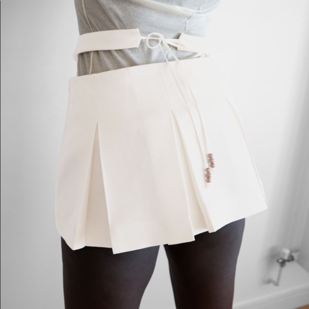 Maximilian
Off-White Mass Box Pleated Skirt